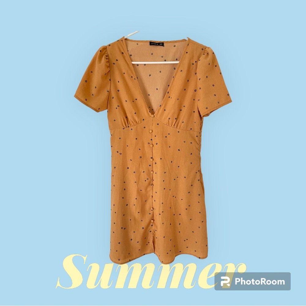 Cute mustard summer dress
